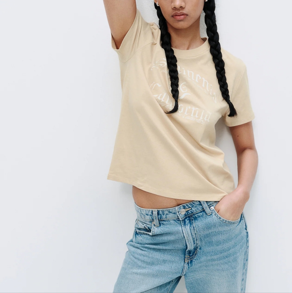 Women's Crop Beige Graphic T-Shirt
